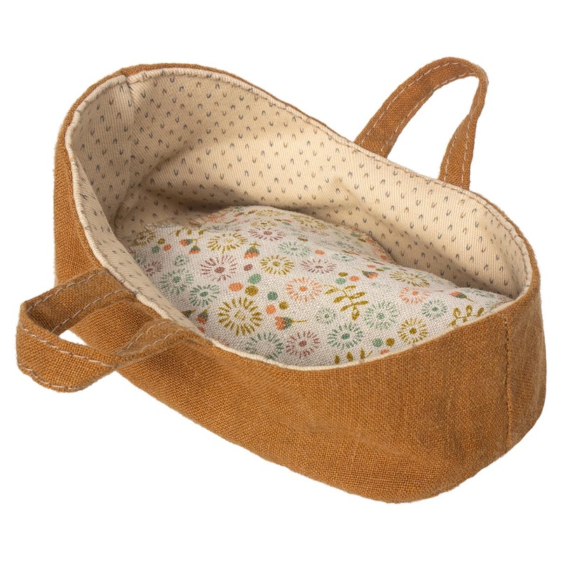 Carry Cot, Micro