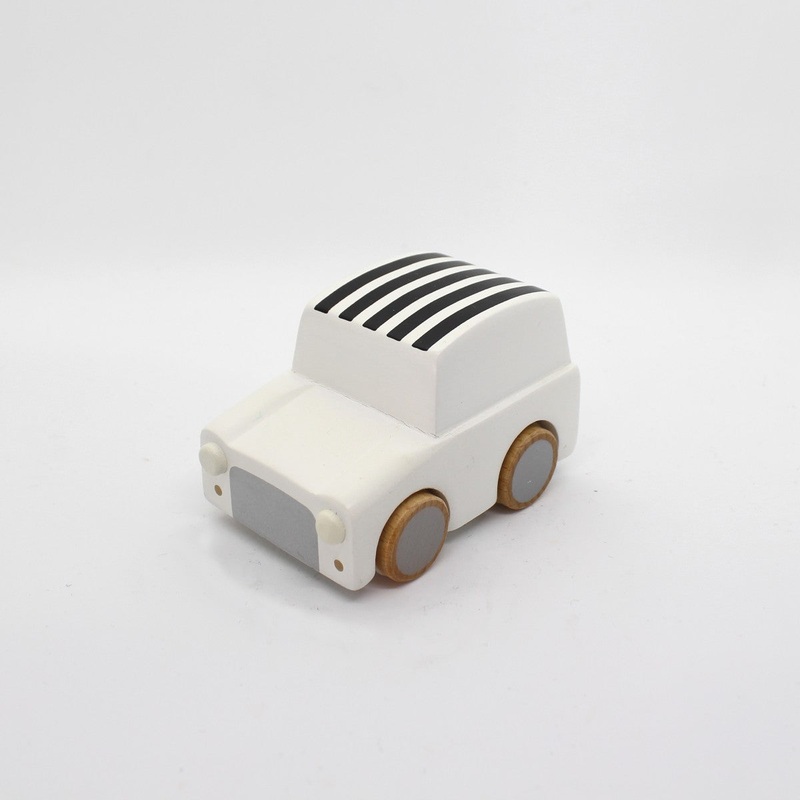 kiko & gg Kuruma Classic Wooden Wind Up Car | Stripes/Whites